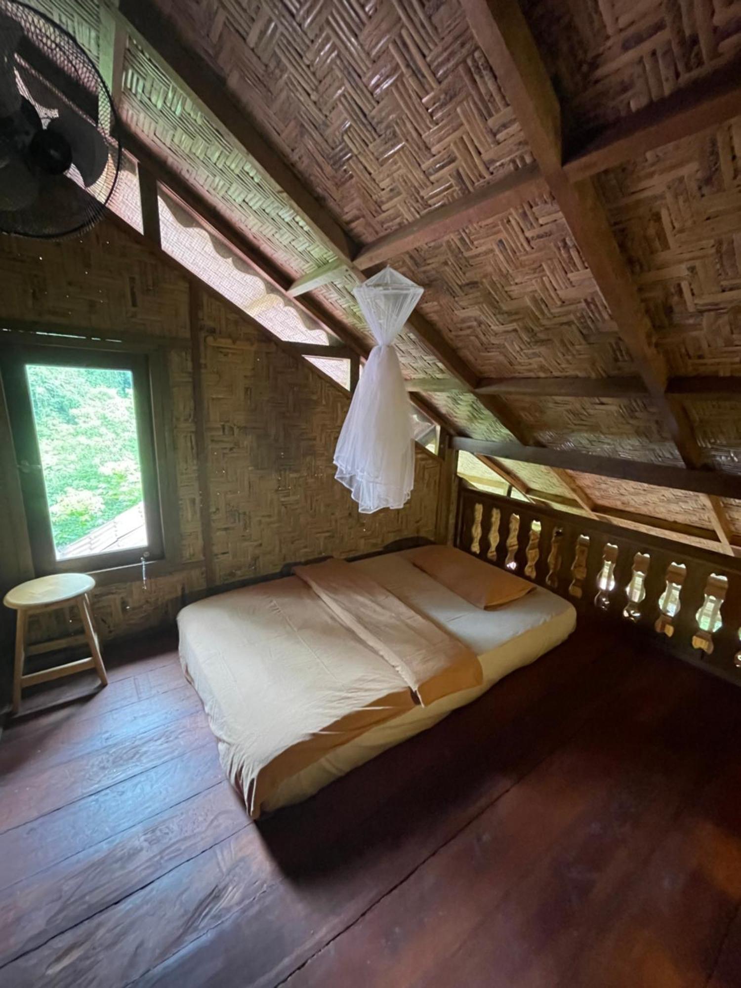 Kupu Kupu Garden Guest House & Cafe 부킷 라왕 외부 사진