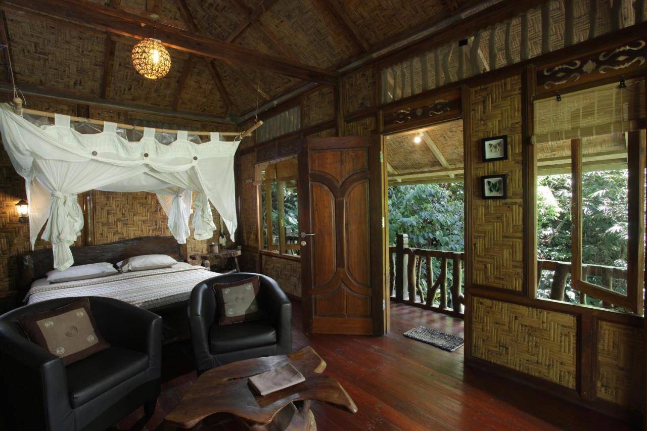 Kupu Kupu Garden Guest House & Cafe 부킷 라왕 외부 사진