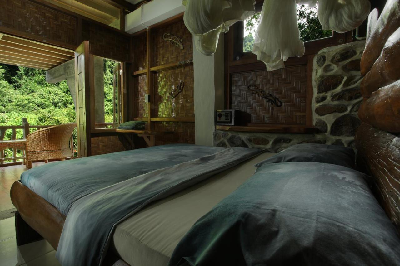 Kupu Kupu Garden Guest House & Cafe 부킷 라왕 외부 사진