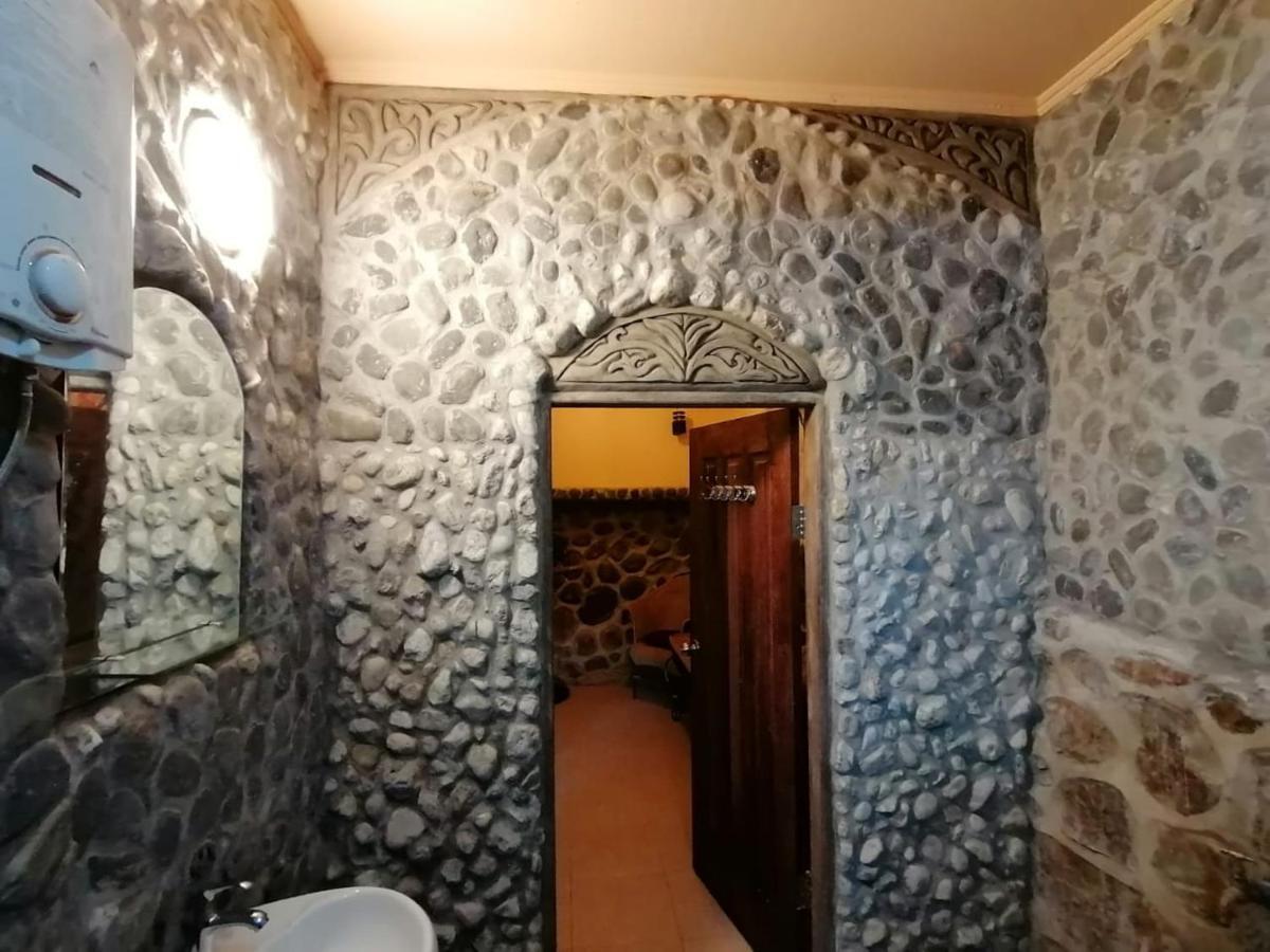 Kupu Kupu Garden Guest House & Cafe 부킷 라왕 외부 사진